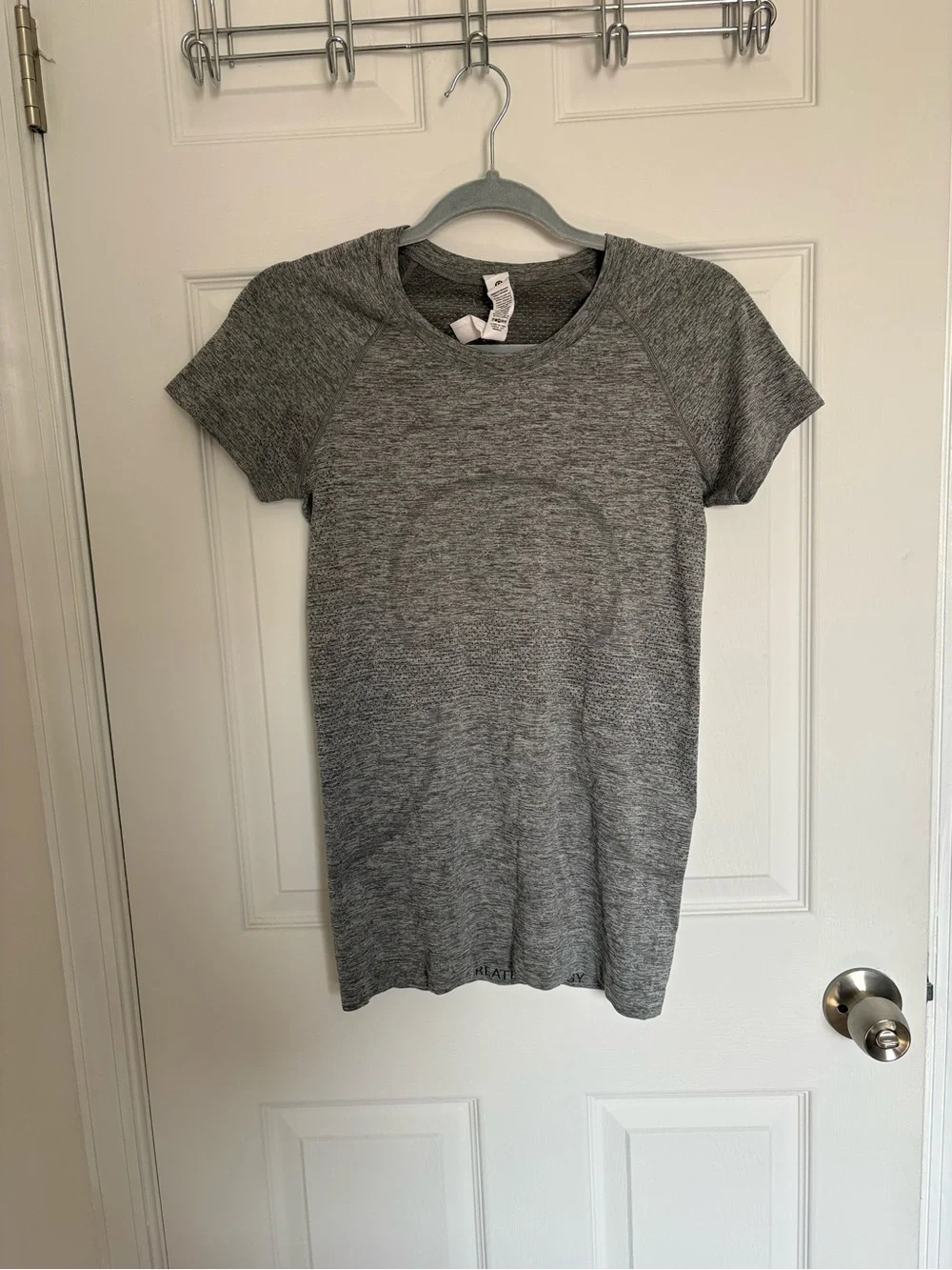 Lululemon Swiftly Tshirt - Gray Size 6